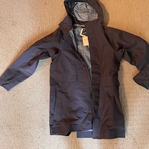 Viev 3 L Dante Long Gore Tex men’s waterproof rain jacket. New with tags.